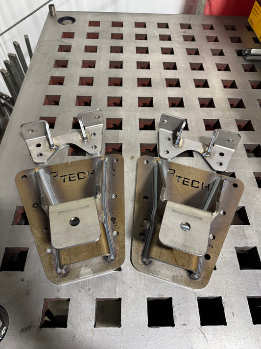 70-72 STYLE K10/K20 LEAF SPRING HANGER SET - REAR - MAIN EYE WITH BACKERS