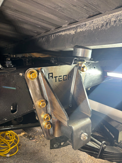 70-72 STYLE K10/K20 LEAF SPRING HANGER SET - REAR - MAIN EYE WITH BACKERS